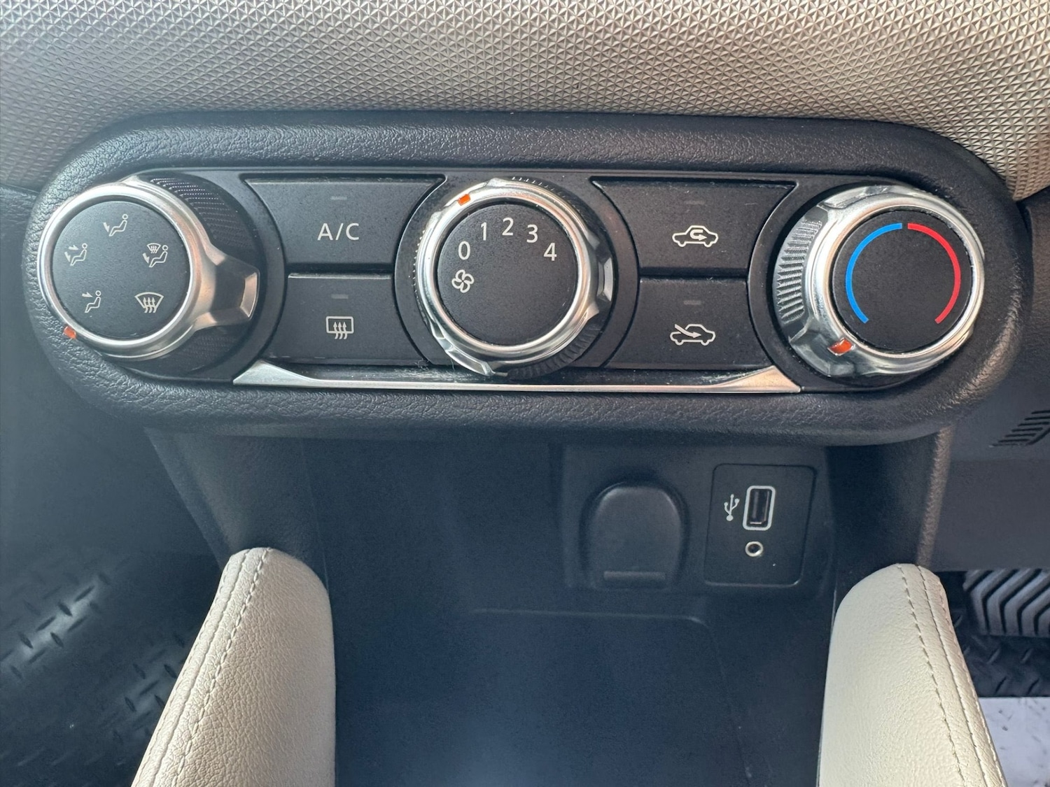 Used Nissan Micra 2019 for sale - 76638729: Photo 31