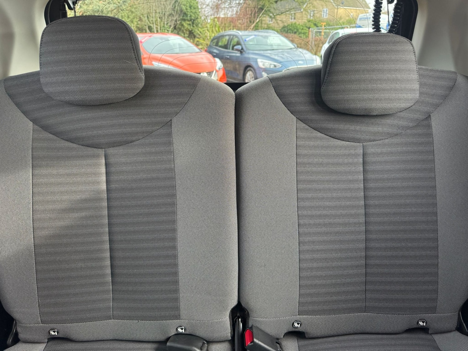 Used Toyota AYGO 2018 for sale - 77350745: Photo 36