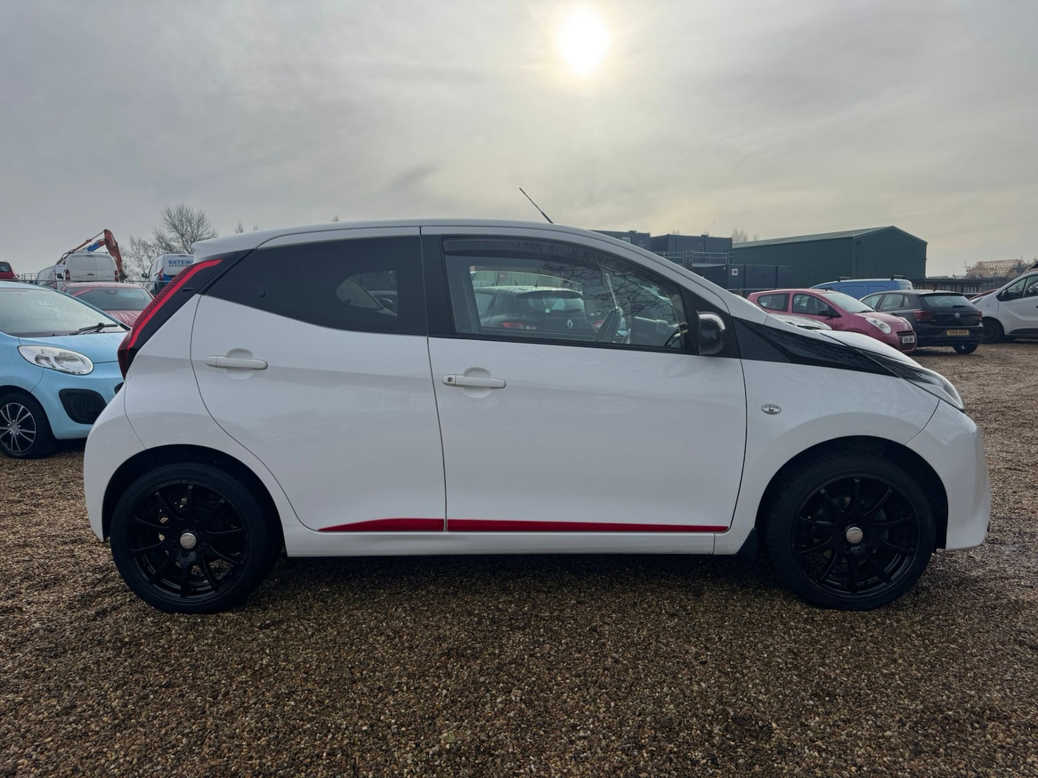 Used Toyota AYGO 2018 for sale - 77350745: Photo 4