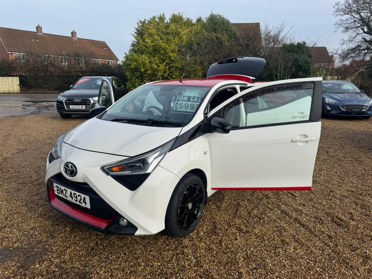 Used Toyota AYGO 2018 for sale - 77350745: Photo 9