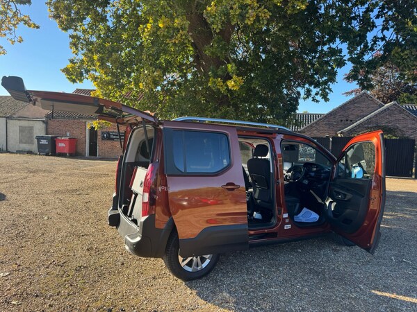 Used Peugeot Rifter 2021 for sale - 76193257: Photo 12