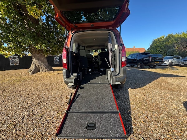 Used Peugeot Rifter 2021 for sale - 76193257: Photo 19
