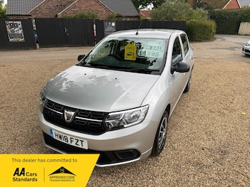 Used Dacia Sandero 2018 for sale - 78627830: Photo
