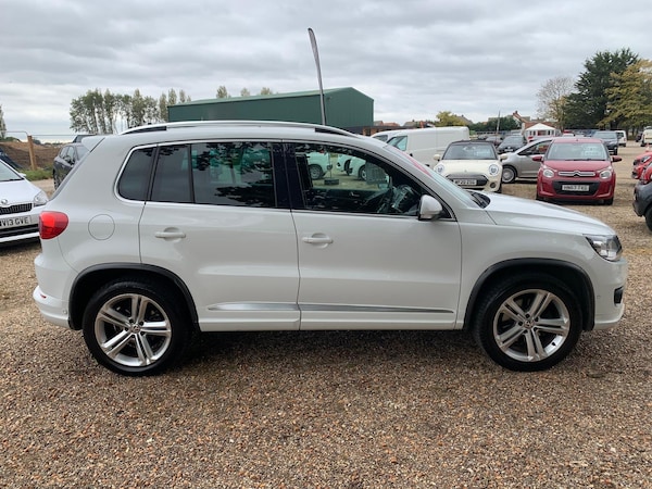 Used Volkswagen Tiguan 2014 for sale - 76205740: Photo 4