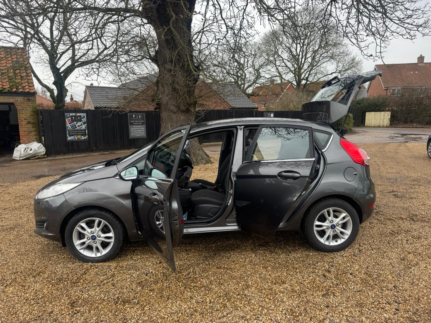 Used Ford Fiesta 2017 for sale - 77617794: Photo 15