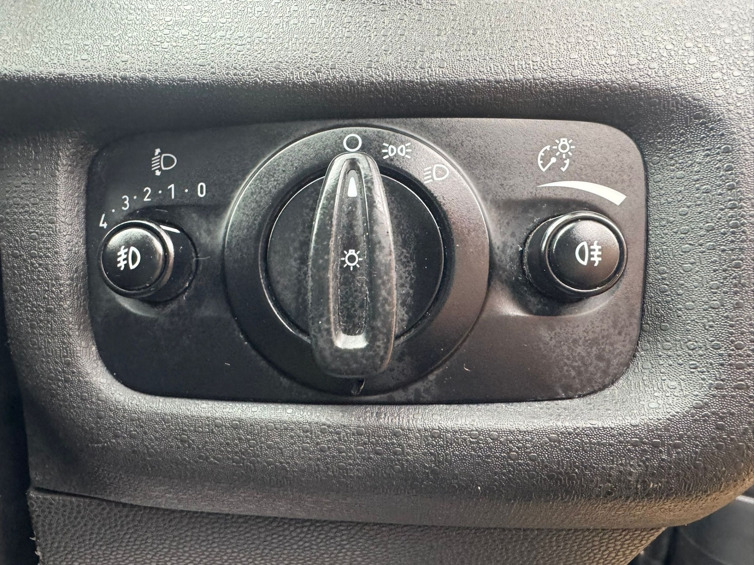 Used Ford Fiesta 2017 for sale - 77617794: Photo 33