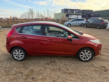 Used Ford Fiesta 2010 for sale - 77206962: Photo