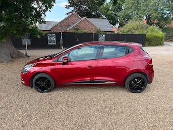 Used Renault Clio 2017 for sale - 79306952: Photo