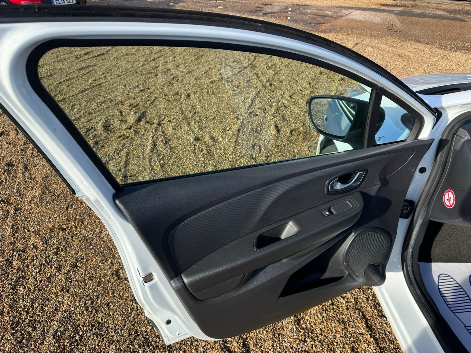 Used Renault Clio 2018 for sale - 77577945: Photo 20