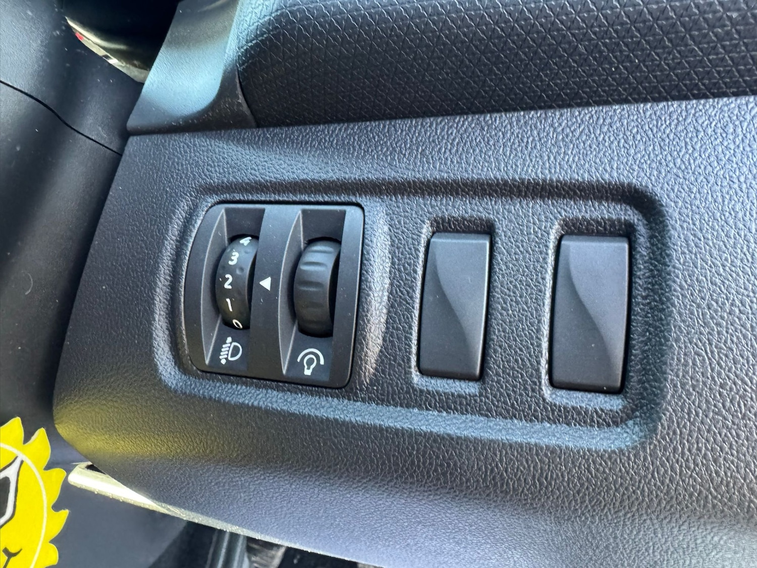 Used Renault Clio 2018 for sale - 77577945: Photo 33