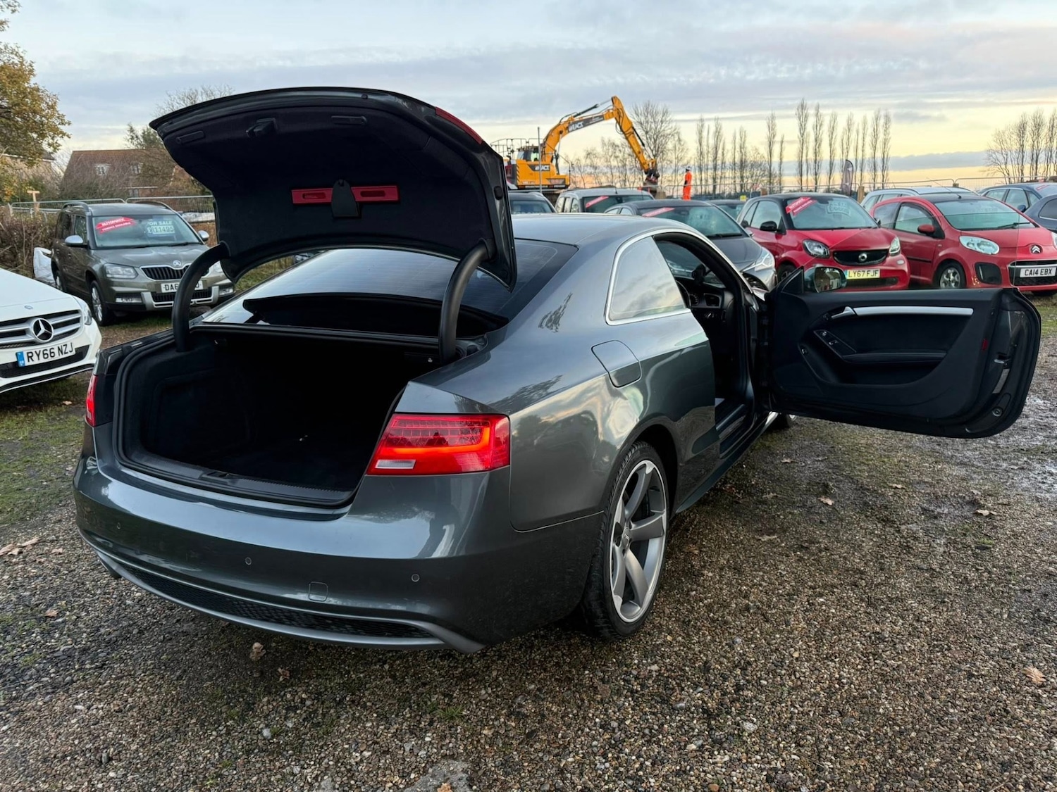 Used Audi A5 2013 for sale - 76692618: Photo 12