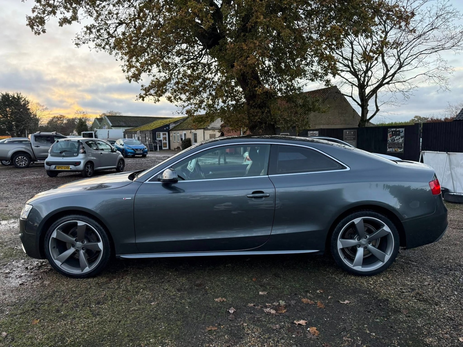 Used Audi A5 2013 for sale - 76692618: Photo 8