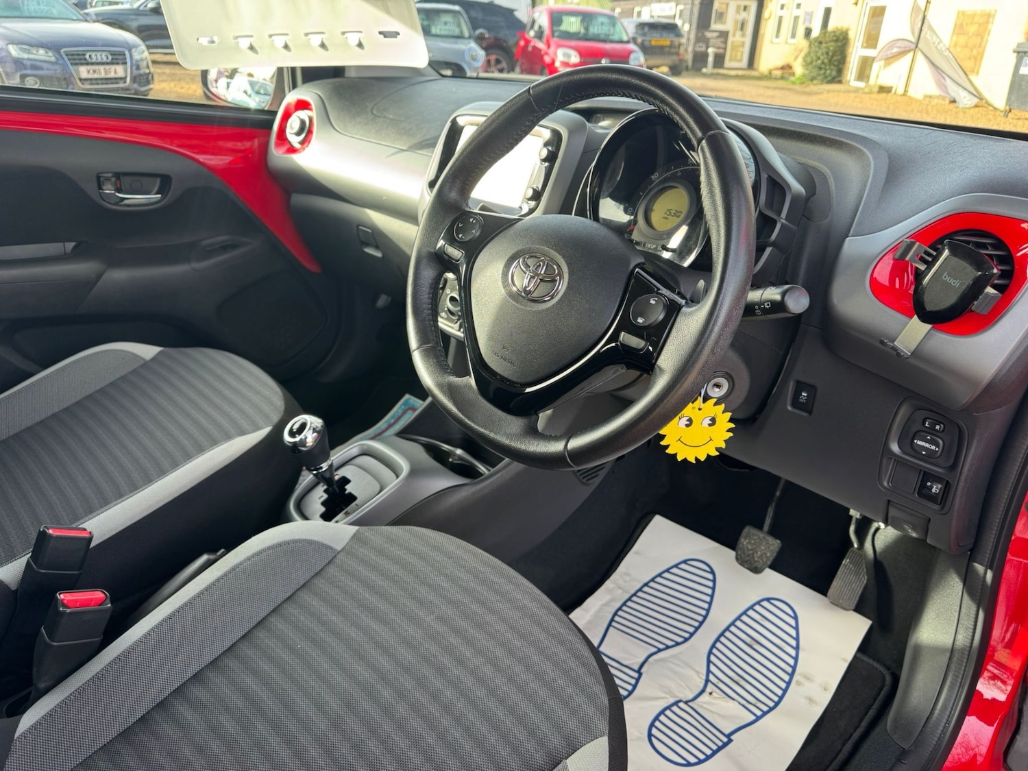 Used Toyota AYGO 2018 for sale - 77649694: Photo 26