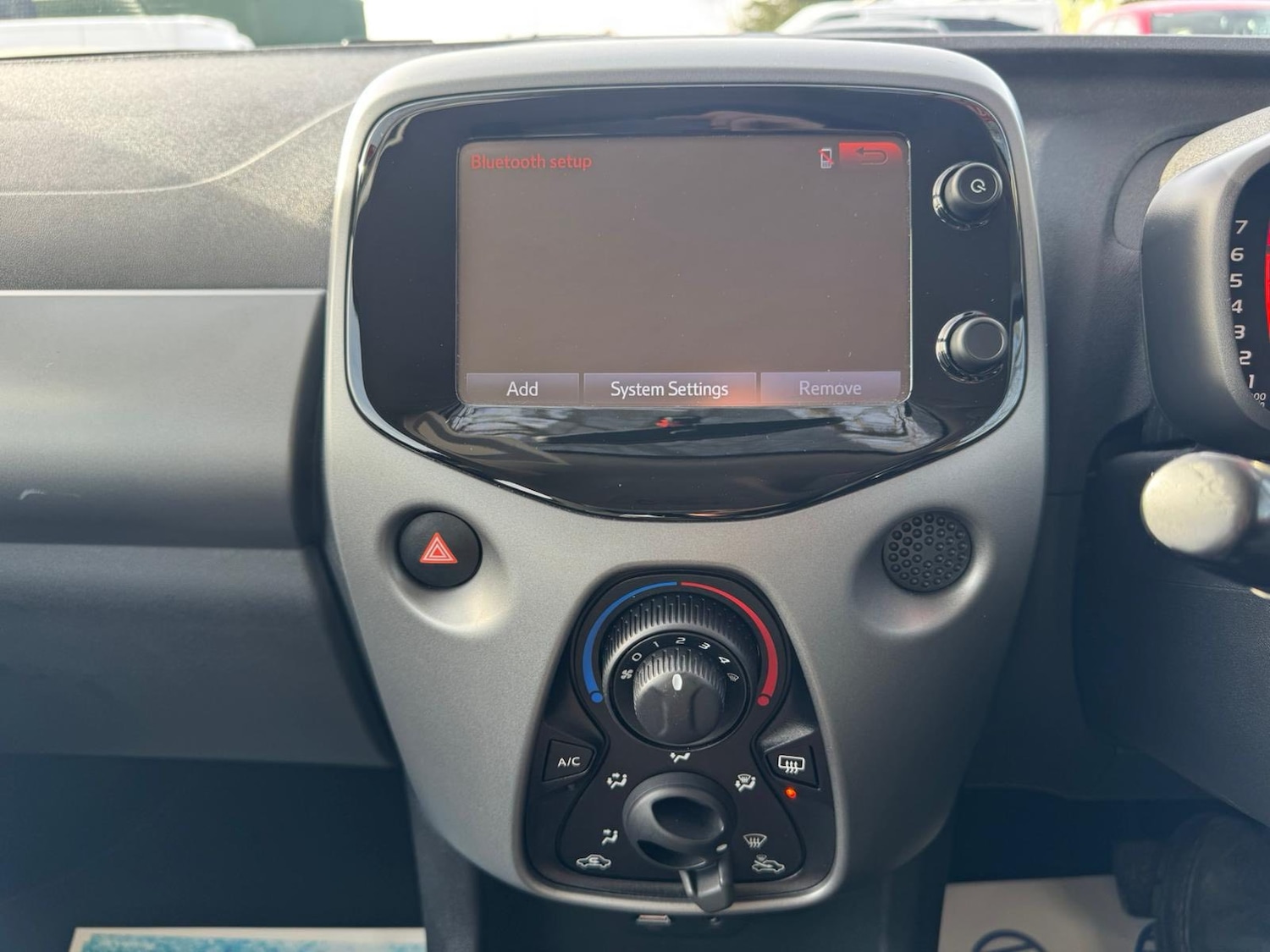 Used Toyota AYGO 2018 for sale - 77649694: Photo 27