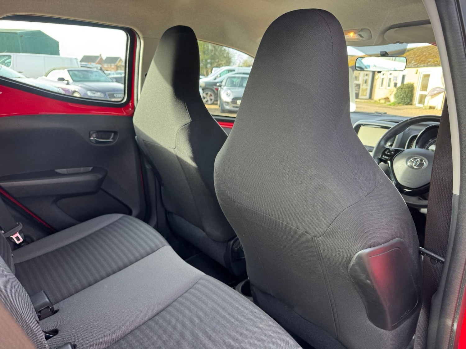 Used Toyota AYGO 2018 for sale - 77649694: Photo 31