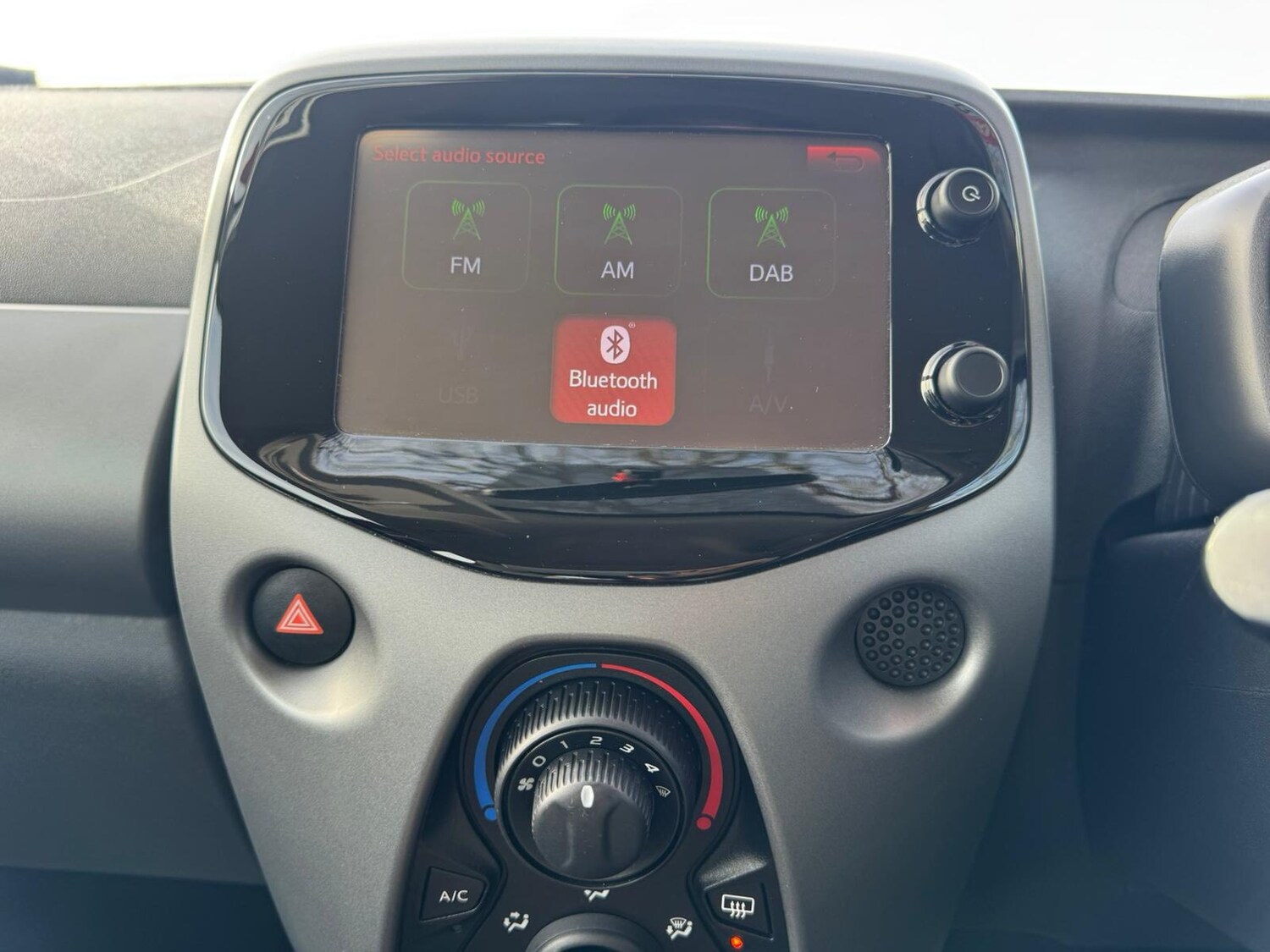 Used Toyota AYGO 2018 for sale - 77649694: Photo 47