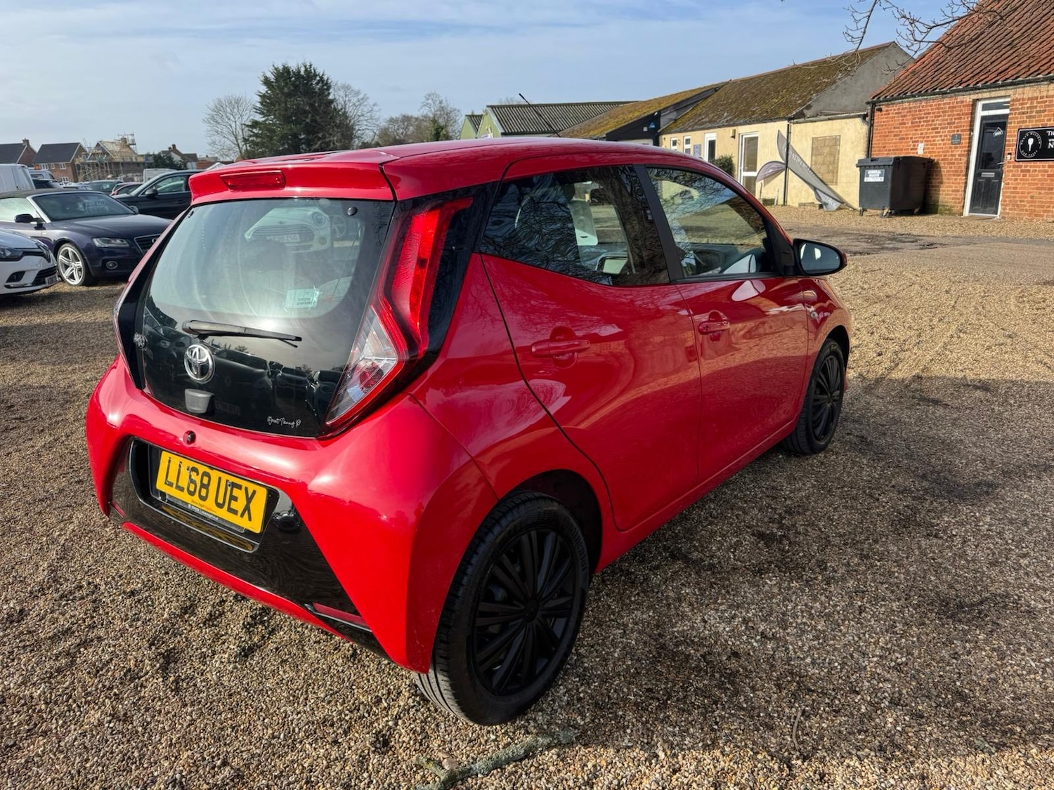 Used Toyota AYGO 2018 for sale - 77649694: Photo 5