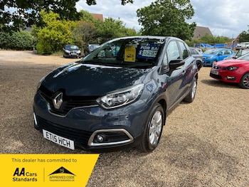Used Renault Captur 2015 for sale - 78825856: Photo