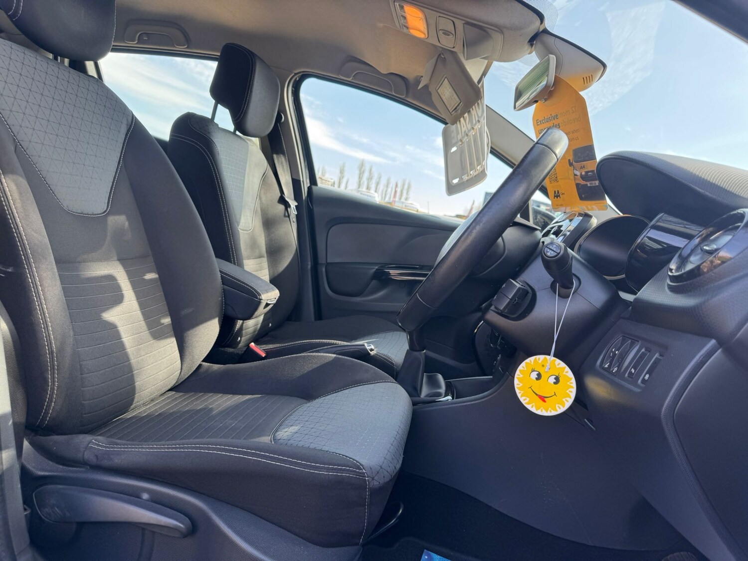 Used Renault Clio 2014 for sale - 78175465: Photo 27