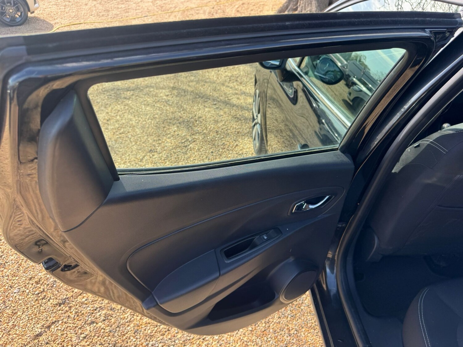 Used Renault Clio 2014 for sale - 78175465: Photo 29