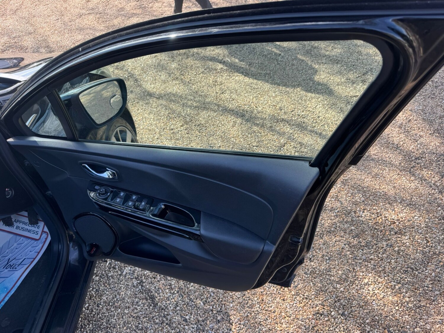 Used Renault Clio 2014 for sale - 78175465: Photo 32