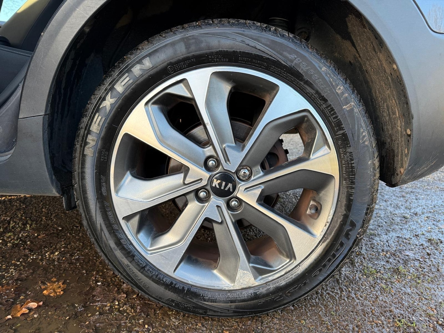 Used Kia Stonic 2017 for sale - 76904426: Photo 15