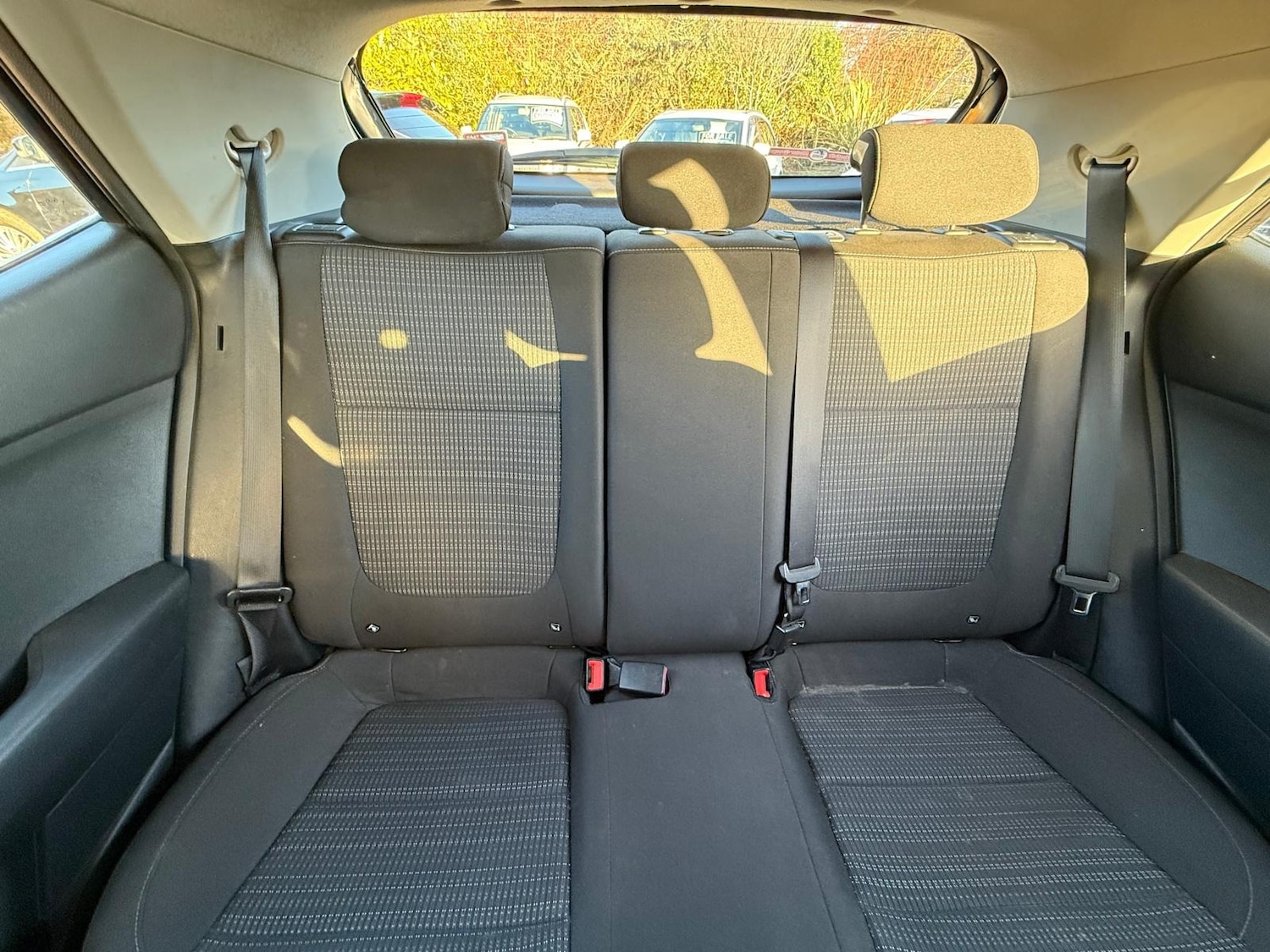 Used Kia Stonic 2017 for sale - 76904426: Photo 20