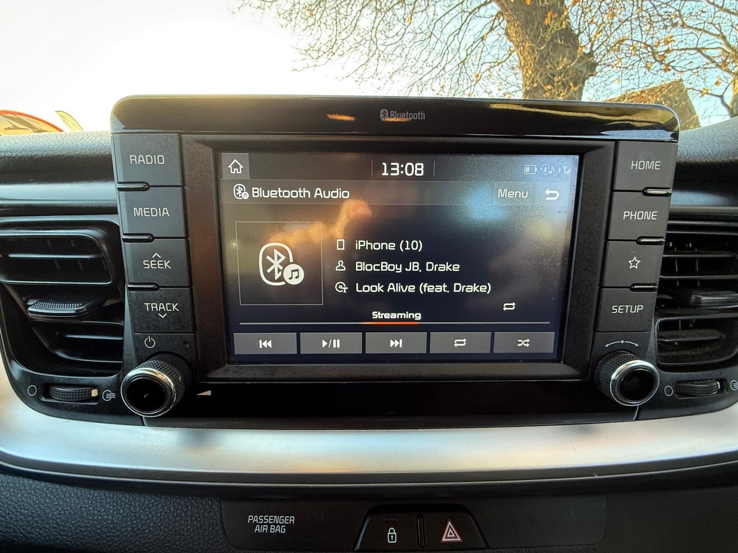 Used Kia Stonic 2017 for sale - 76904426: Photo 31