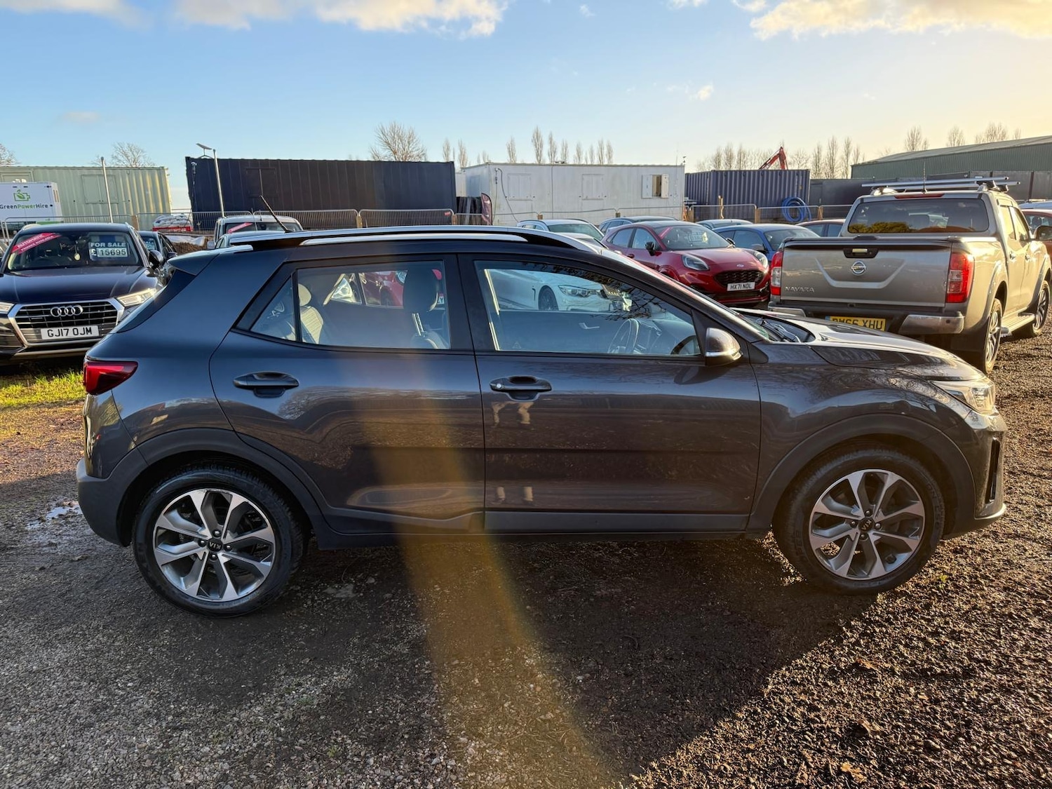 Used Kia Stonic 2017 for sale - 76904426: Photo 4