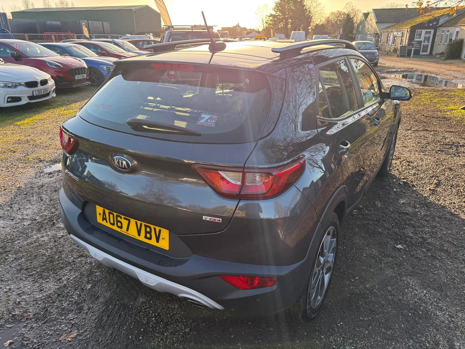 Used Kia Stonic 2017 for sale - 76904426: Photo 5