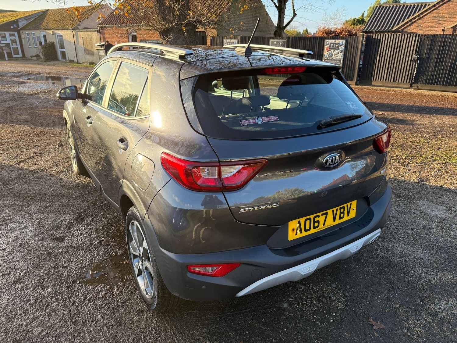 Used Kia Stonic 2017 for sale - 76904426: Photo 7