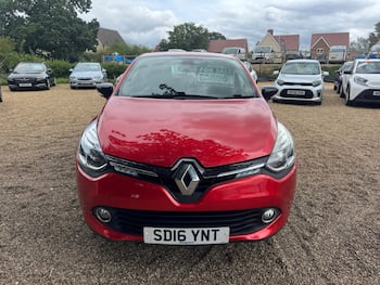 Used Renault Clio 2016 for sale - 79775252: Photo