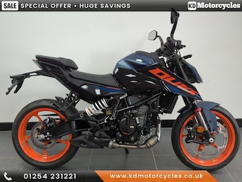 Used KTM 125 Duke undefined for sale - bike-78396520: Photo