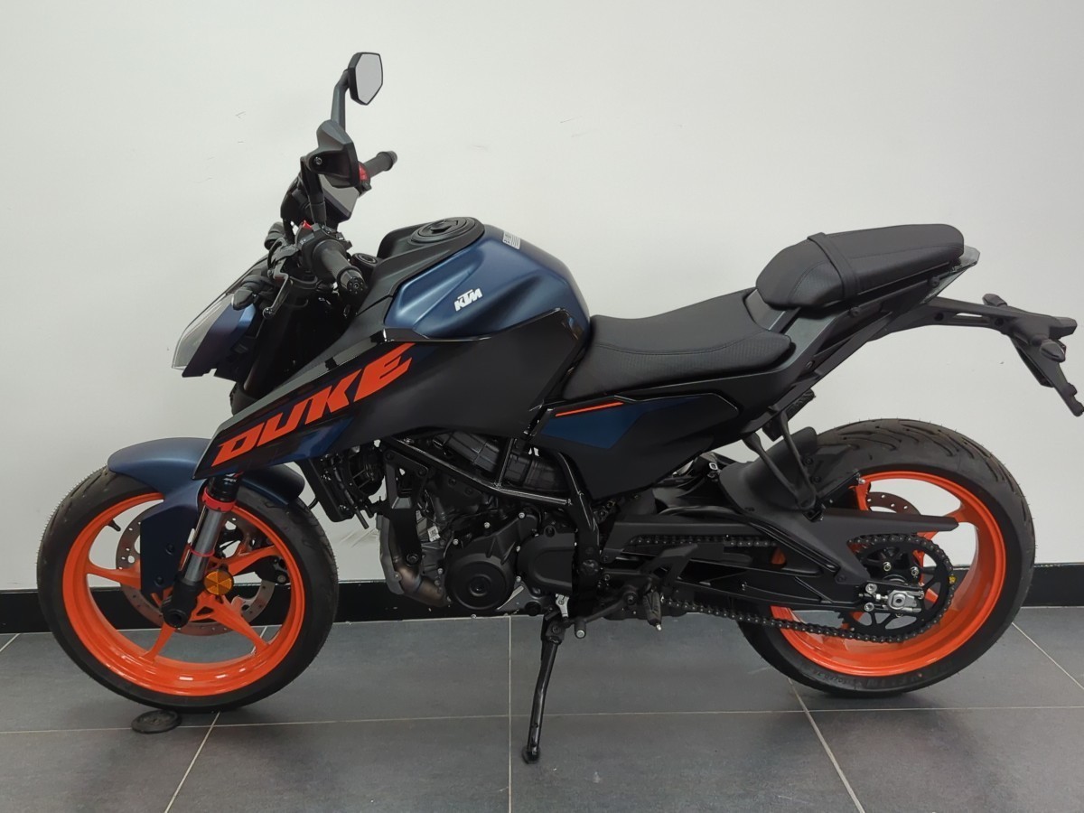 Used KTM 125 Duke for sale - 78396520: Photo 4