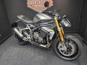 Used Triumph SPEED TRIPLE RS 1160 2022 for sale - bike-79151486: Photo
