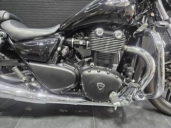 Used Triumph Thunderbird storm 1700 2012 for sale - bike-79676401: Photo