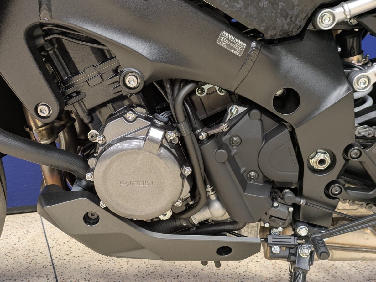 Used Suzuki GSX1000 RQ 2025 for sale - 78393664: Photo 9