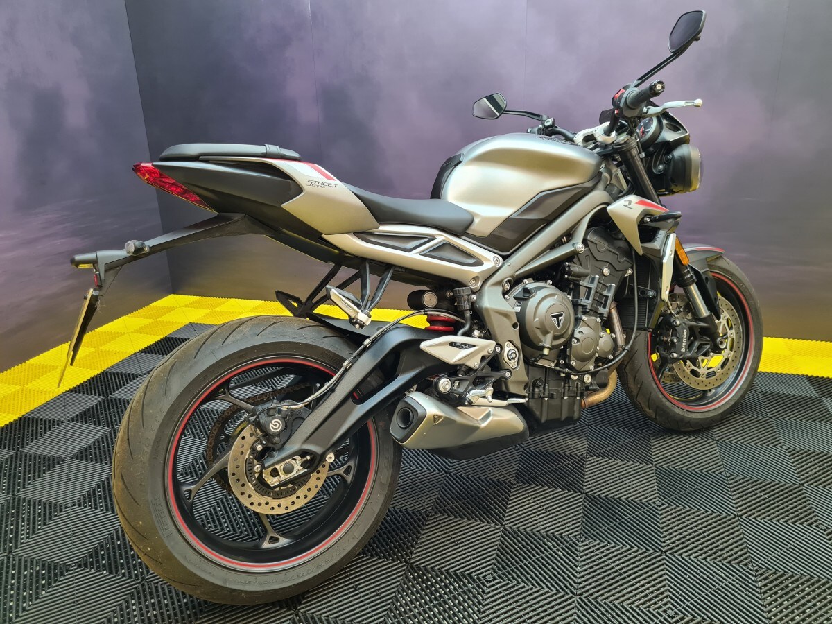 Used Triumph STREET TRIPLE 765 R 2022 for sale - 78396245: Photo 12