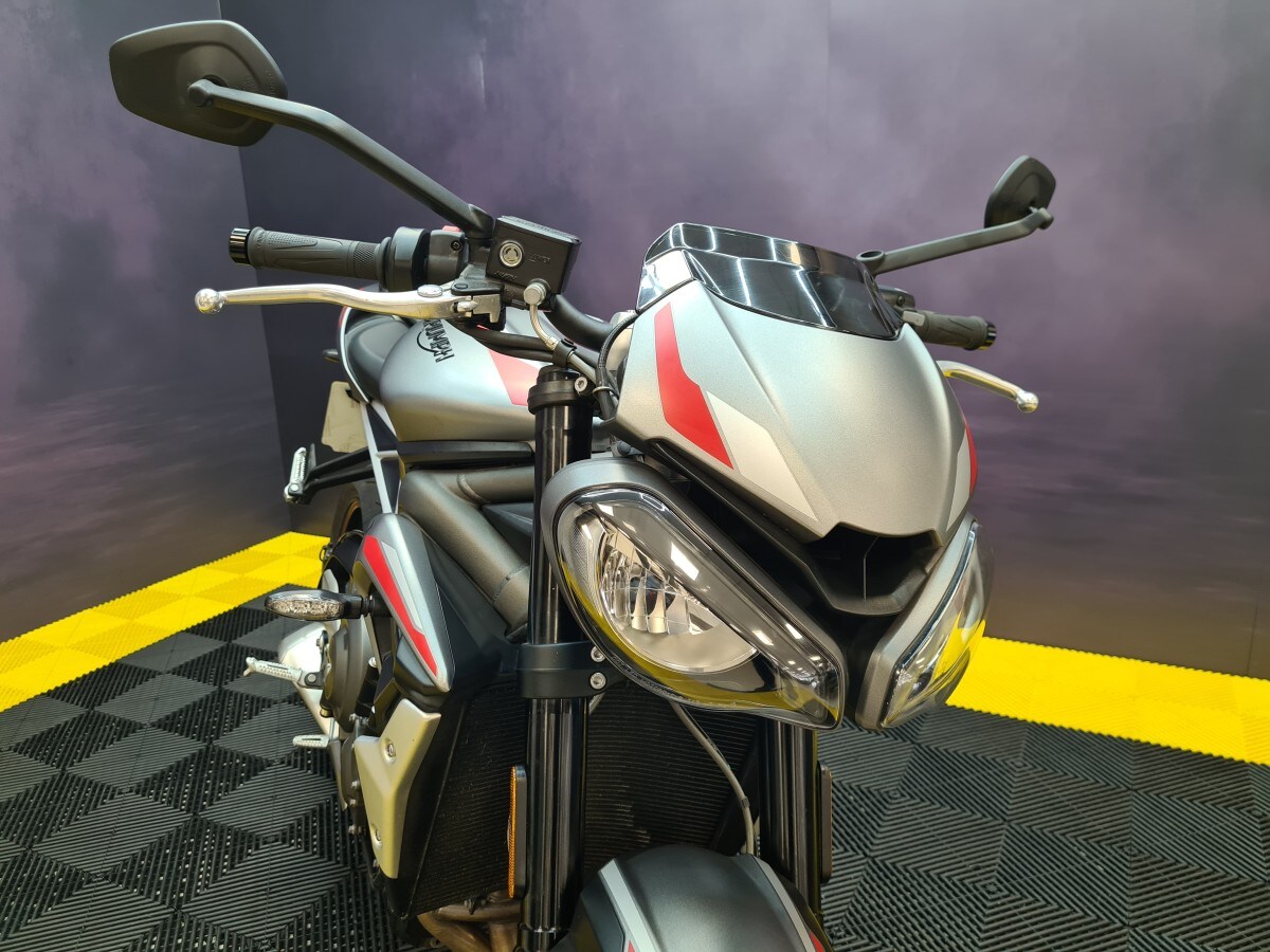 Used Triumph STREET TRIPLE 765 R 2022 for sale - 78396245: Photo 8