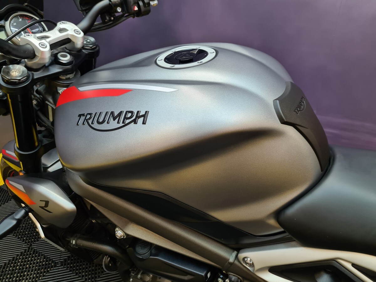 Used Triumph STREET TRIPLE 765 R 2022 for sale - 78396245: Photo 9