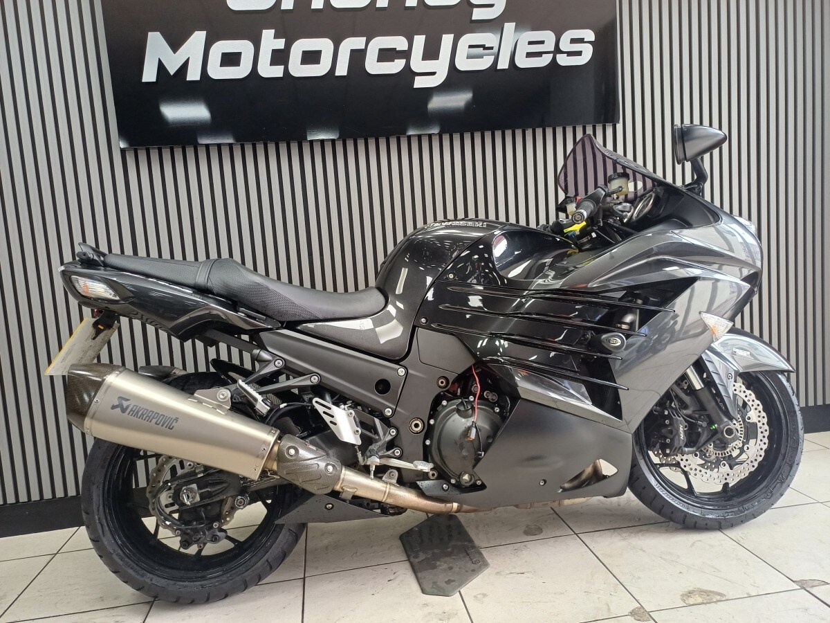 Used Kawasaki ZZR1400 2015 for sale - 78395623: Photo 5