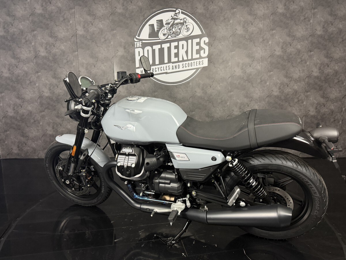 Used Moto Guzzi V7 Sport for sale - 78397354: Photo 8