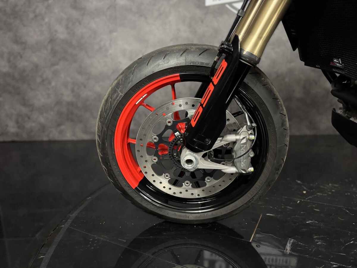 Used Ducati HYPERMOTARD 698 MONO 2024 for sale - 78396016: Photo 10