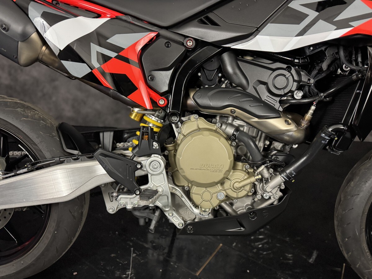 Used Ducati HYPERMOTARD 698 MONO 2024 for sale - 78396016: Photo 4