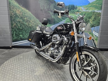 Used Harley-Davidson XL 1200 T SUPERLOW SPORTSTER undefined for sale - bike-78393562: Photo