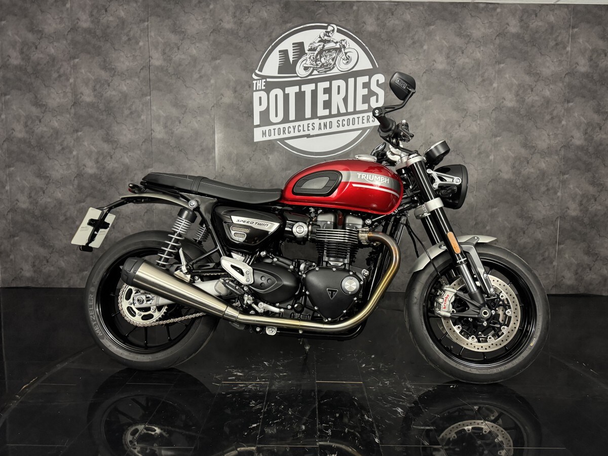 Used Triumph SPEED TWIN 2022 for sale - 78415205: Photo 2