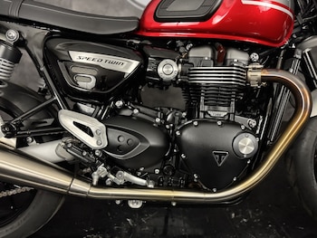 Used Triumph SPEED TWIN 2022 for sale - bike-78415205: Photo