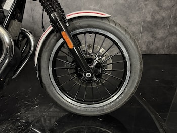 Used Moto Guzzi V9 ROAMER 2018 for sale - bike-78594072: Photo