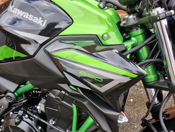 Used Kawasaki Z650 KNFAN 2022 for sale - bike-78566277: Photo