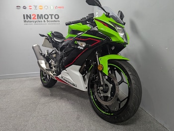 Used Kawasaki Ninja 125 BMFAN 2021 for sale - bike-79519865: Photo